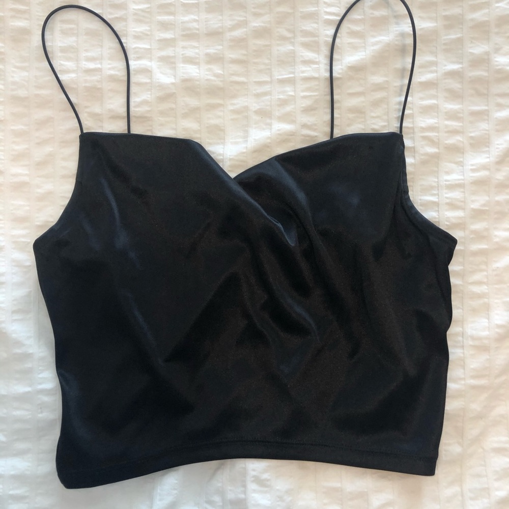 H&M, Aritzia, Garage, Forever 21, M Boutique, A&E